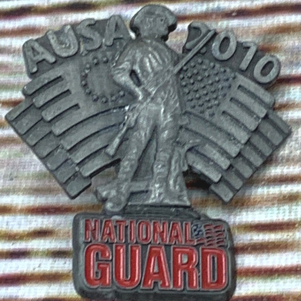 AUSA National Guard 2010 Lapel Pin Collectible Military‎ Patriotic